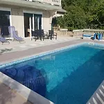 Apartment Primavera Omišalj