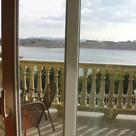 Primavera オミサリ