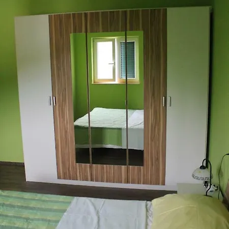 Primavera Apartment